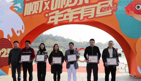 魚苗放流 踐行生態(tài)平衡